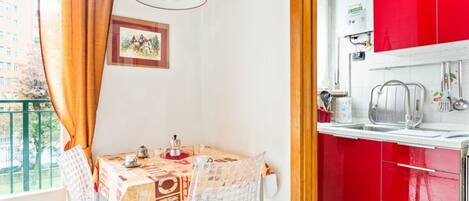 Microonde, forno, piano cottura