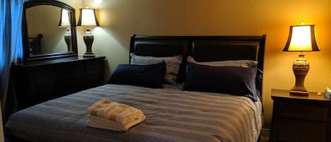 4 habitaciones, tabla de planchar con plancha y wifi gratis