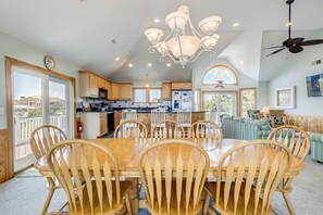 Dining - What A View in Corolla | 950 ft from the beach | Private Pool, Heated Pool, Hot Tub | Corolla (Corolla)