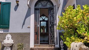 DĂ©tail de lâextĂ©rieur