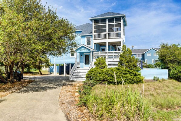 Exterior - The Big Easy | 805 ft from the beach | Private Pool, Hot Tub, Dog Friendly | Duck (Duck)