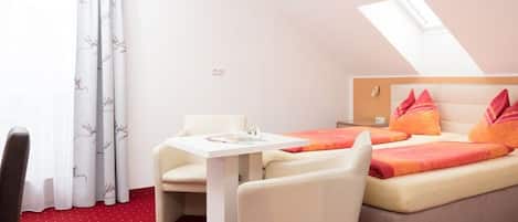 1 quarto, cofres nos quartos, escrivaninha, Wi-Fi