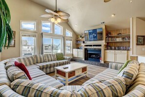 TV, DVD player, books, stereo