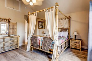 10 室のベッドルーム、WiFi、ベッドシーツ