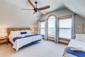 6 camere, accesso a Internet, lenzuola