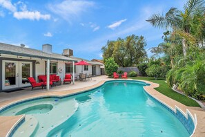 Pool - Gilbert Home, Walk to Downtown, Restaurants, Nightlife 10+ location! (Gilbert)