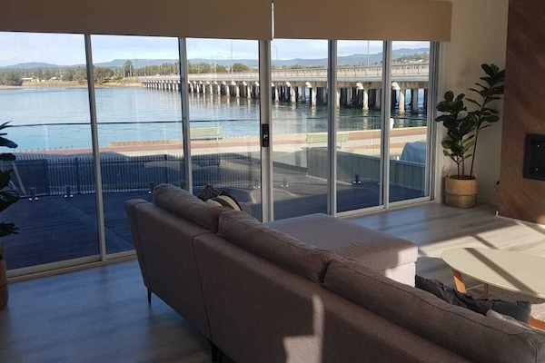 TV, fireplace, Netflix, streaming services