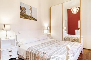 1 habitación, tabla de planchar con plancha y wifi 