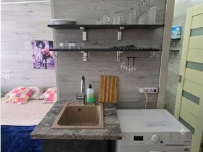 Hair dryer, towels, soap, shampoo - 1 room apartment Center (Râşcani)