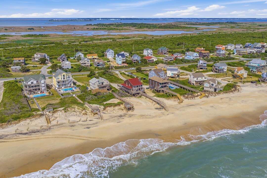 På stranden