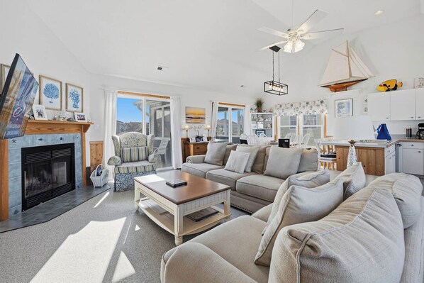 Televisión, reproductor de DVD y estéreo 