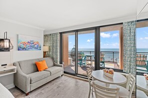 Smart TV - Amazing Views From Your Private Beachfront Patio! (Myrtle Beach)