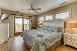 8 bedrooms, internet, bed sheets - Tipsy Mermaid | Oceanfront | Private Pool, Hot Tub | Nags Head (Nags Head)