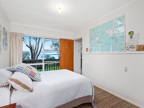 4 Schlafzimmer, Bügeleisen/Bügelbrett, WLAN