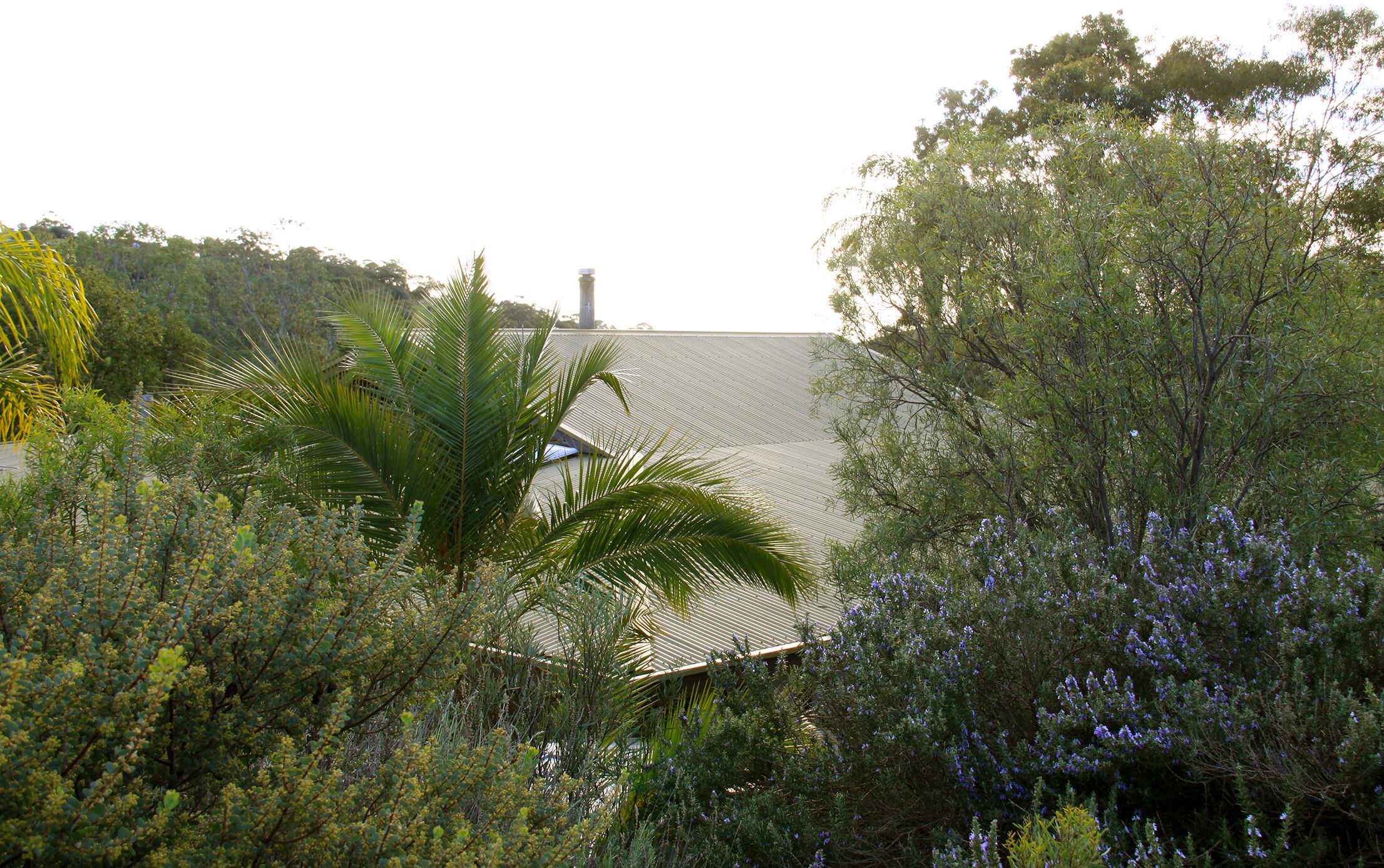 Secluded artistic earthen home offering spa luxury — image 24