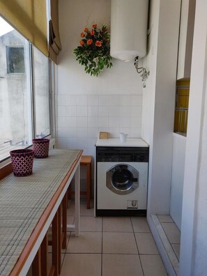 Interior - Campo Santana Apartment (Lisboa)