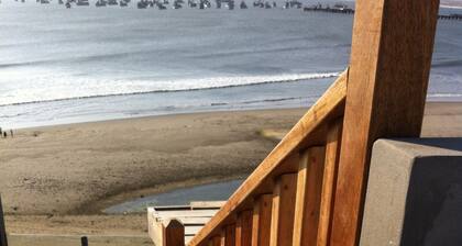 Beachfront Mini-apartment in Los Burritos hostal