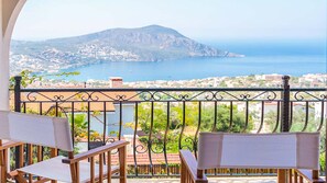 Property grounds - Incantata is a truly outstanding luxurious Moroccan style 4 bedroom villa (Kalkan)