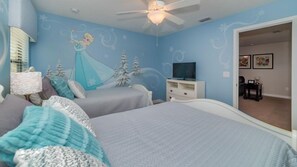 9 bedrooms, desk, travel cot, free WiFi