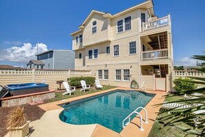 Pool - Selahbration | 1980 ft from the beach | Private Pool, Hot Tub | Kill Devil Hills (Kill Devil Hills)