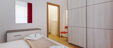 1 室のベッドルーム、アイロン / アイロン台、WiFi