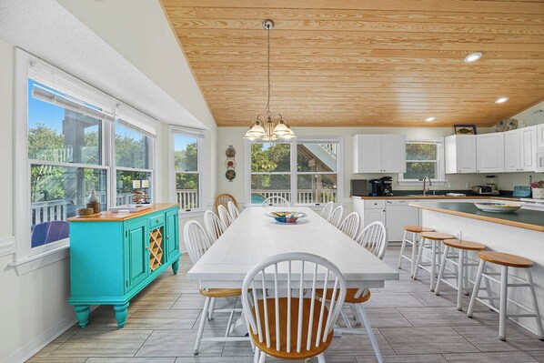 Dining - Breaking Winds | 850 ft from the beach | Private Pool, Hot Tub | Southern Shores (Southern Shores)