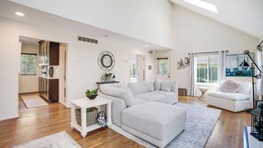 智能電視、音響