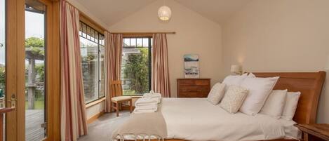 4 chambres, bureau, fer et planche à repasser, Wi-Fi