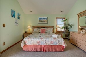 4 bedrooms, travel cot, WiFi, bed sheets