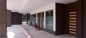 Green Paradise Hotel