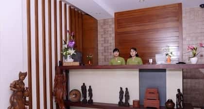 Green Paradise Hotel