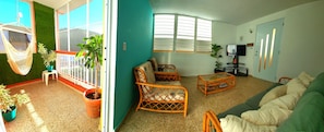 Smart TV - Remodeled and humble apartment in Caguas - Puerto Rico (Caguas)