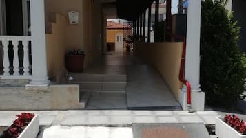 Lối vào nơi lưu trú