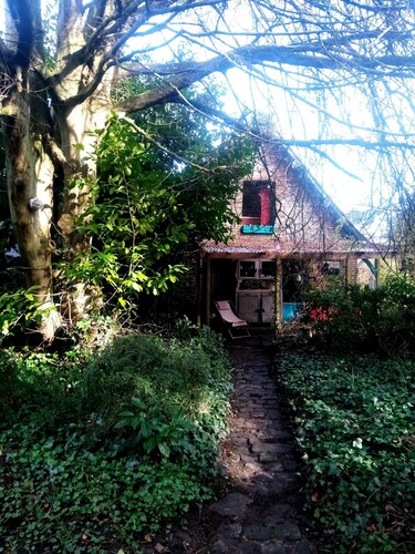 The Little House of Sandstone