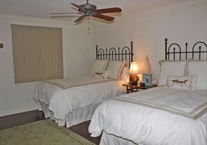 2 bedrooms, WiFi, bed sheets - Beautifully decorated, and furnished two bedroom  5th floor condo..  WOW Just bring your toothbursh! (New Smyrna Beach)