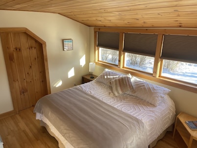 An Authentic Clean & Cozy Maine Homestay