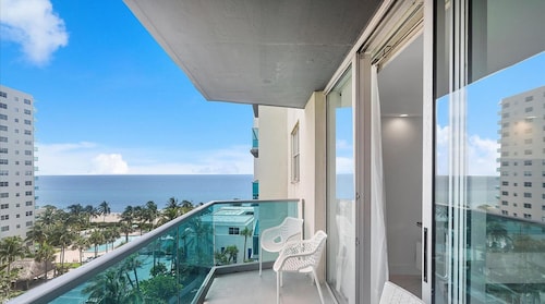 2 Bedroom on the 8th flor Sian condo