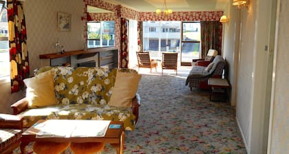 Bobs Bach - Mt Maunganui Bach