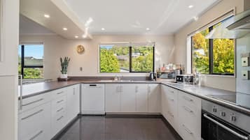 Fridge, microwave, oven, dishwasher