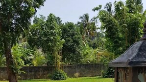 Unclassified image, 4 of 50, button - Illamperuma Villa holiday home (Weligama)