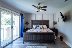 Rumah Klasik, 3 kamar tidur, patio | Area keluarga | TV layar datar