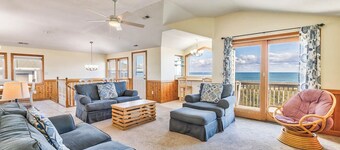 Spray de mar | 80 pies de la playa | Se aceptan perros, Piscina privada, Bañera de hidromasaje