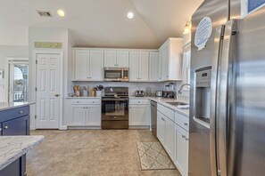 Full-size fridge, microwave, oven, stovetop - Stillwater | 98 ft from the beach | Dog Friendly, Private Pool, Hot Tub | Corolla (Corolla)