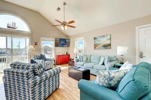 Televisión, reproductor de DVD y estéreo 