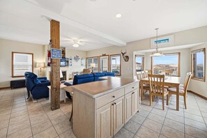 Interior - Derrycon | Oceanfront | Dog Friendly, Private Pool, Hot Tub | Nags Head (Nags Head)