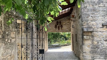 Cottage Keluarga | Teras/patio