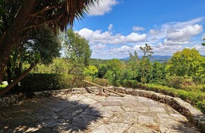 Villa (Alecrim) | Ausblick vom Zimmer