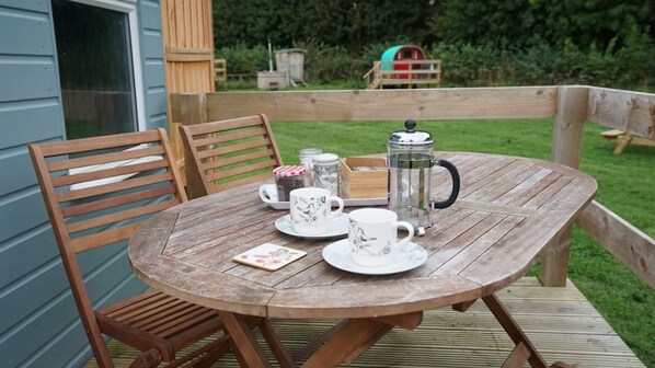 Cabin | Balcony - Shepherd's Hut @ Westcote (Hawick)