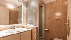 Ducha en el baño