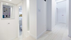 Hallway - Rental In Rome Palermo Apartment (Rome)